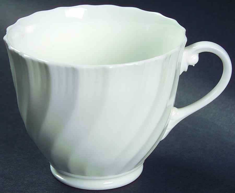 Snowflake Footed Cup by Royal Worcester-1