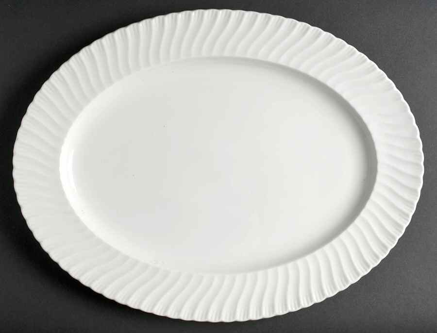 Snowflake 17" Oval Serving Platter by Royal Worcester-1