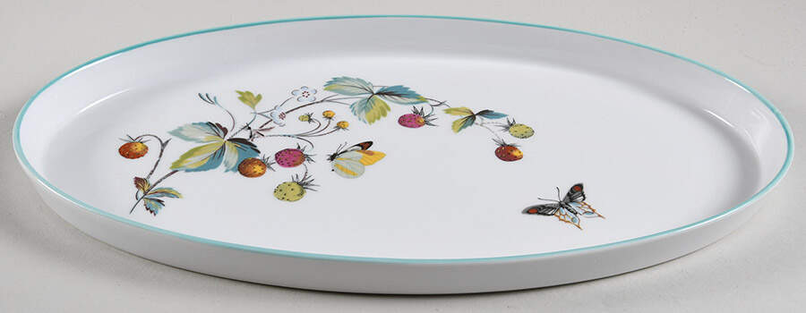 Strawberry Fair (Oven To Table, Bluetrim) 11" Oval Baker by Royal Worcester-1