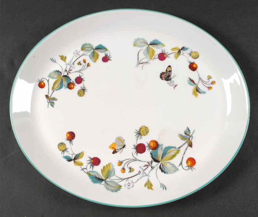 Strawberry Fair (Oven To Table, Bluetrim) 13" Oval Serving Platter by Royal Worcester-1