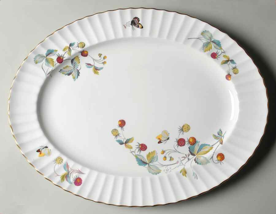 Strawberry Fair (Bone, Rim, Fluted, Gold) 17" Oval Serving Platter by Royal Worcester-1