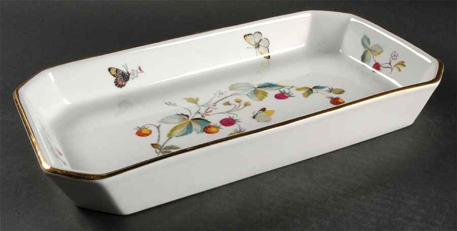 Strawberry Fair (Bone, Coupe, Smooth, Gold) 14" Rectangular Baker by Royal Worcester-1