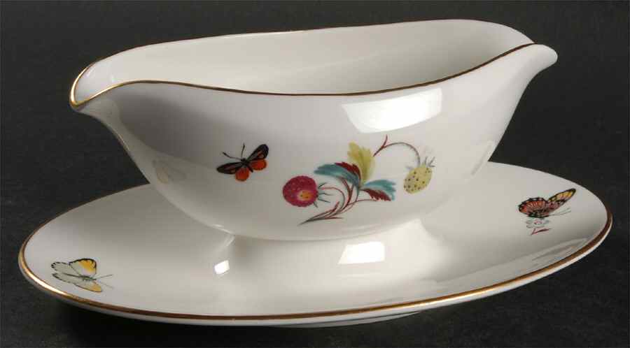 Strawberry Fair (Bone, Coupe, Smooth, Gold) Gravy Boat with Attached Underplate by Royal Worcester-1