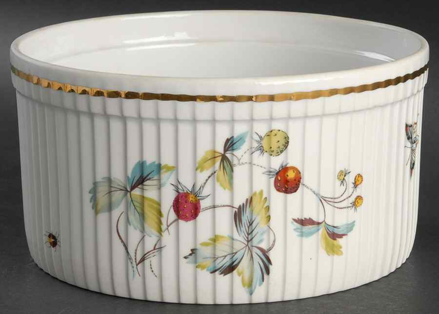 Strawberry Fair (Bone, Coupe, Smooth, Gold) 7" Souffle by Royal Worcester-1