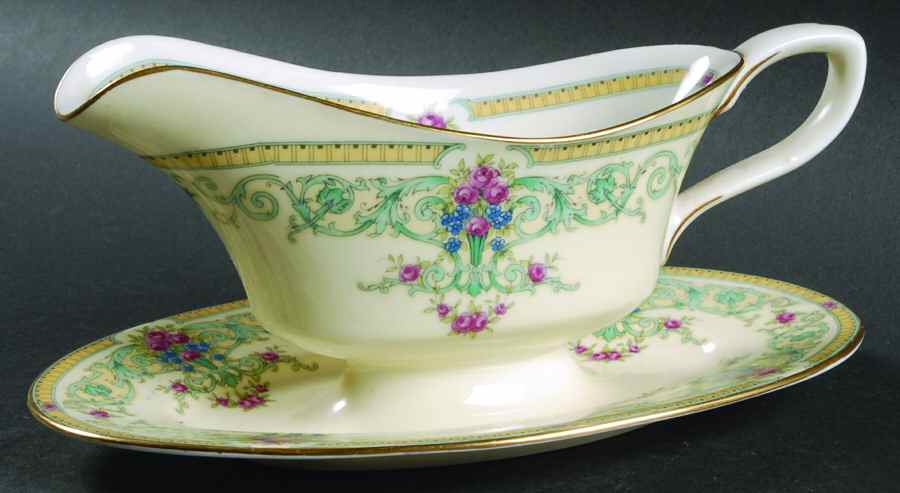 Sussex Gravy Boat with Attached Underplate by Royal Worcester-1