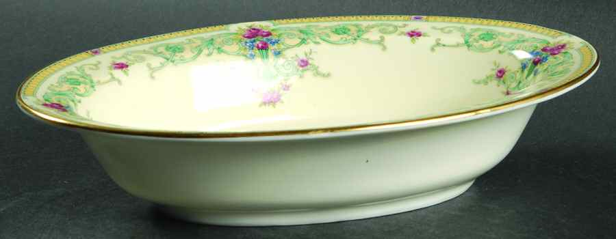 Sussex 9" Oval Vegetable Bowl by Royal Worcester-1