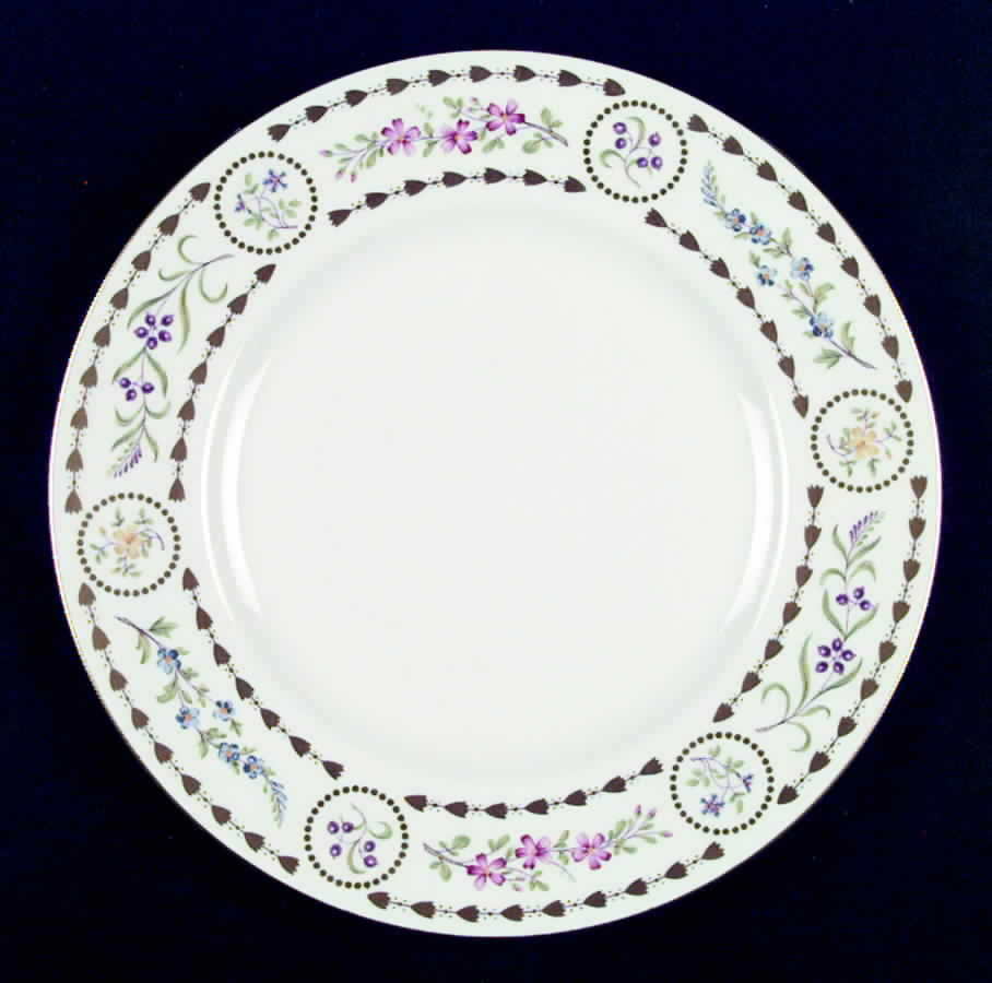 Trianon Dinner Plate by Royal Worcester-1