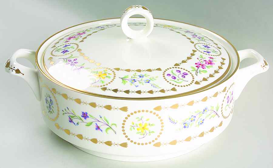 Trianon Round Covered Vegetable by Royal Worcester-1