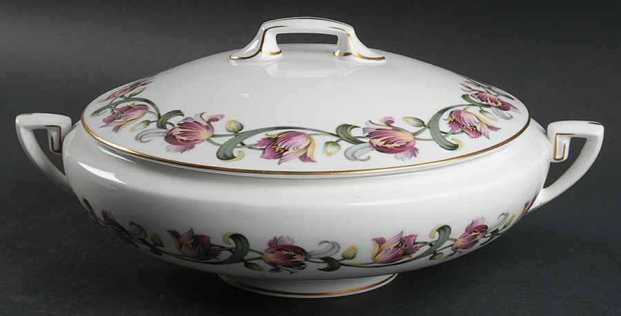 Tulip Round Covered Vegetable by Royal Worcester-1