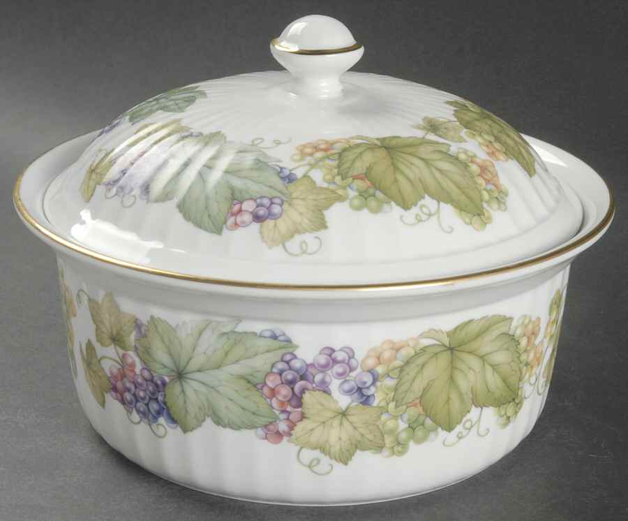 Vine Harvest 1.5 Qt Round Oven To Table Covered Casserole by Royal Worcester-1