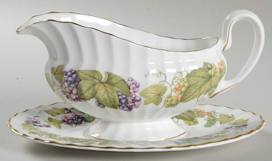 Vine Harvest Gravy Boat & Underplate by Royal Worcester-1