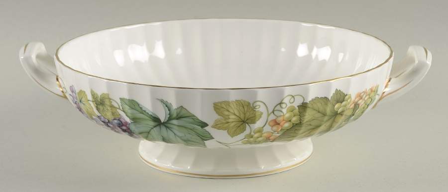 Vine Harvest Round Vegetable No Lid by Royal Worcester-1