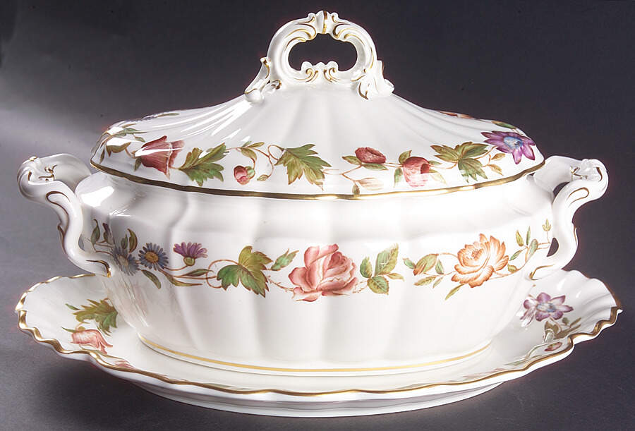 Virginia Oval Tureen & Lid with Underplate by Royal Worcester-1