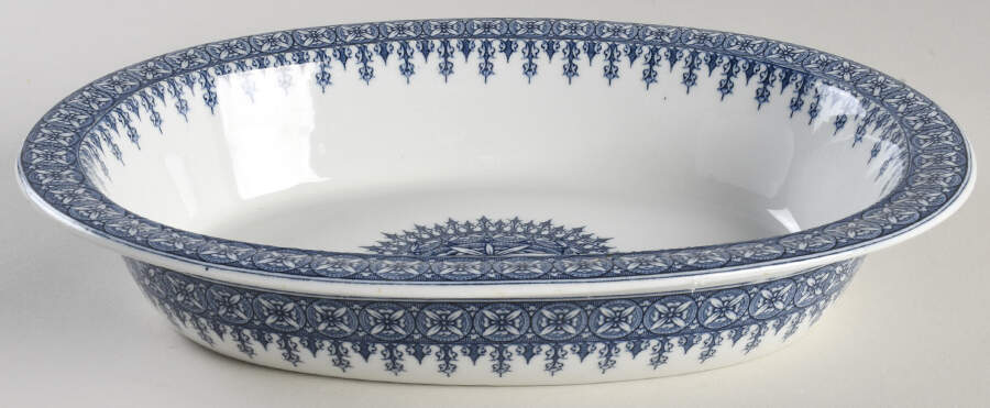W2088 (No Trim) 11" Oval Vegetable Bowl by Royal Worcester-1