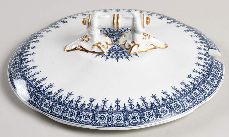 W2088 (No Trim) Lid for Tureen by Royal Worcester-1