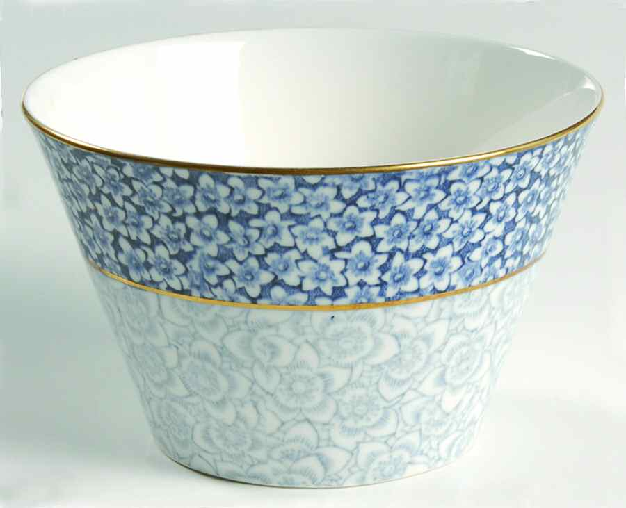 W415 (Smooth) Cranberry Bowl by Royal Worcester-1
