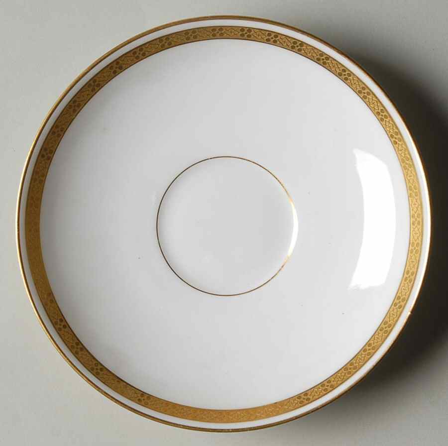 W9215 Saucer by Royal Worcester-1
