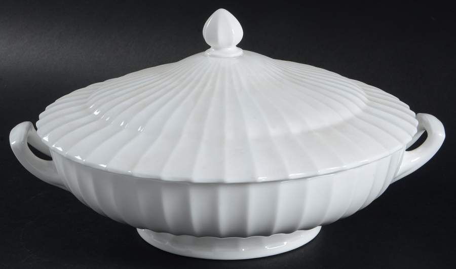 Warmstry White Round Covered Vegetable by Royal Worcester-1