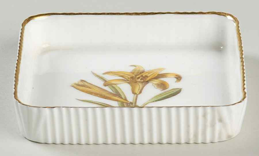 Williamson Flower 3" Ashtray by Royal Worcester-1