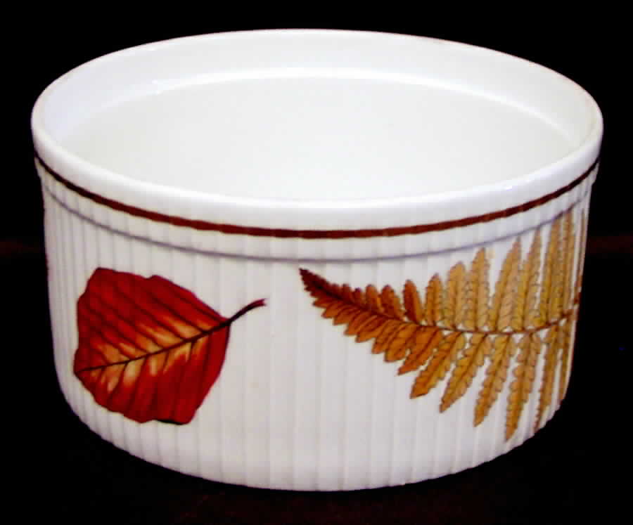 Wild Harvest (Gold Trim) 7" Souffle by Royal Worcester-1