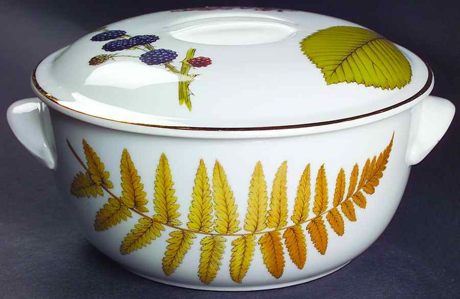 Wild Harvest (Gold Trim) 1.25 Qt Round Covered Casserole by Royal Worcester-1