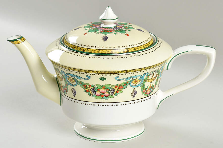 Windsor (Older, Green Trim) Teapot & Lid by Royal Worcester-1