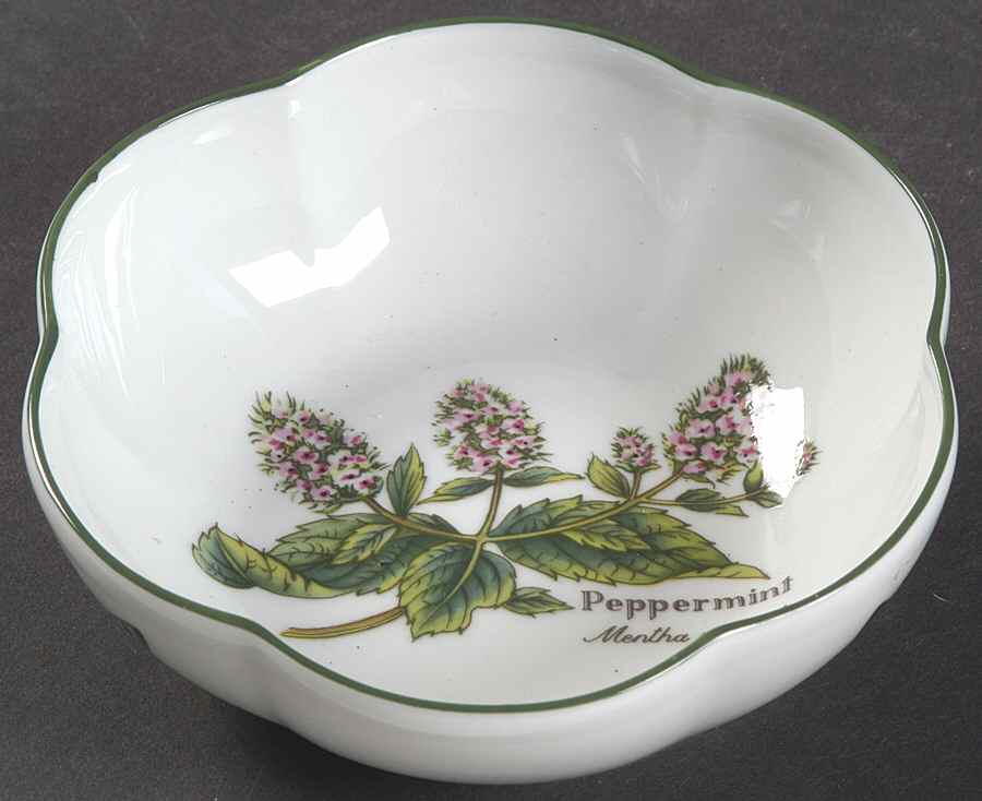 Worcester Herbs (Green Trim) Round Dish/Scalloped-Small by Royal Worcester-1