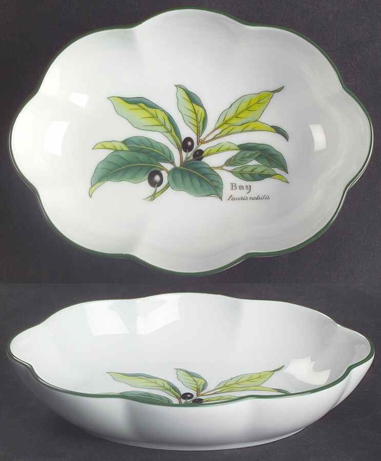 Worcester Herbs (Green Trim) 6" Oval Scalloped Dish by Royal Worcester-1