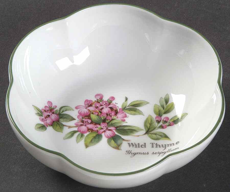 Worcester Herbs (Green Trim) Round Dish/Scalloped-Small by Royal Worcester-1