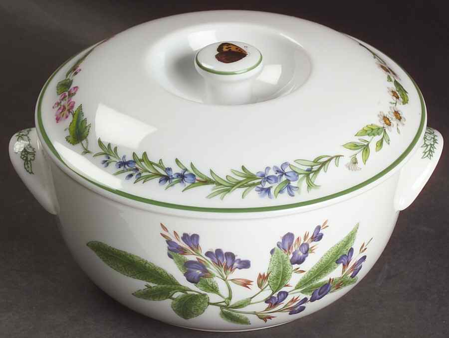 Worcester Herbs (Green Trim) 2.5 Pt Round Deep Covered Casserole by Royal Worcester-1