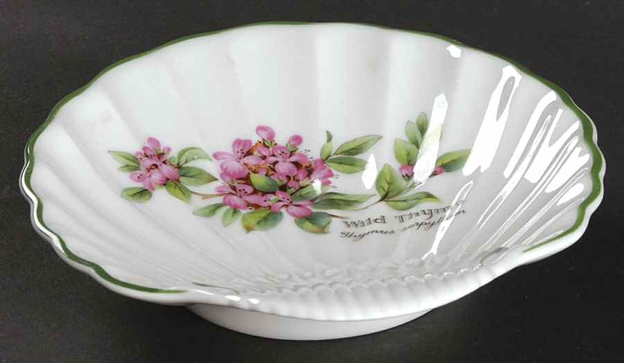 Worcester Herbs (Green Trim) Small Shell Shaped Dish by Royal Worcester-1