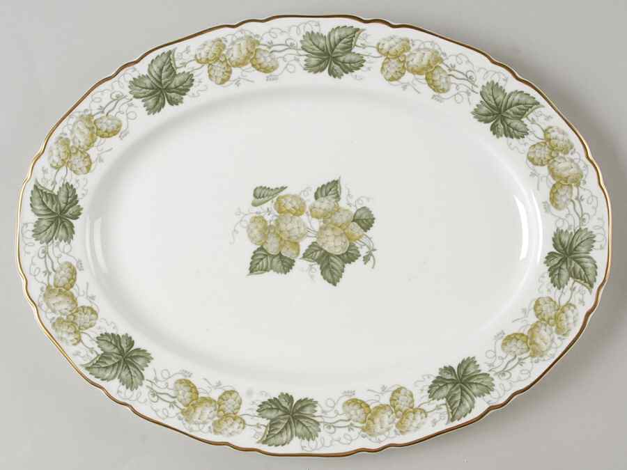 The Worcester Hop 13" Oval Serving Platter by Royal Worcester-1