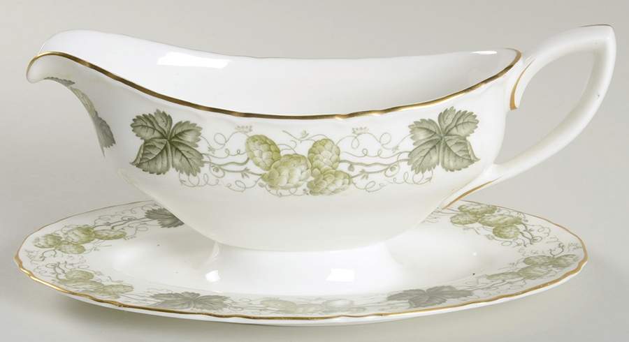 The Worcester Hop Gravy Boat with Attached Underplate by Royal Worcester-1