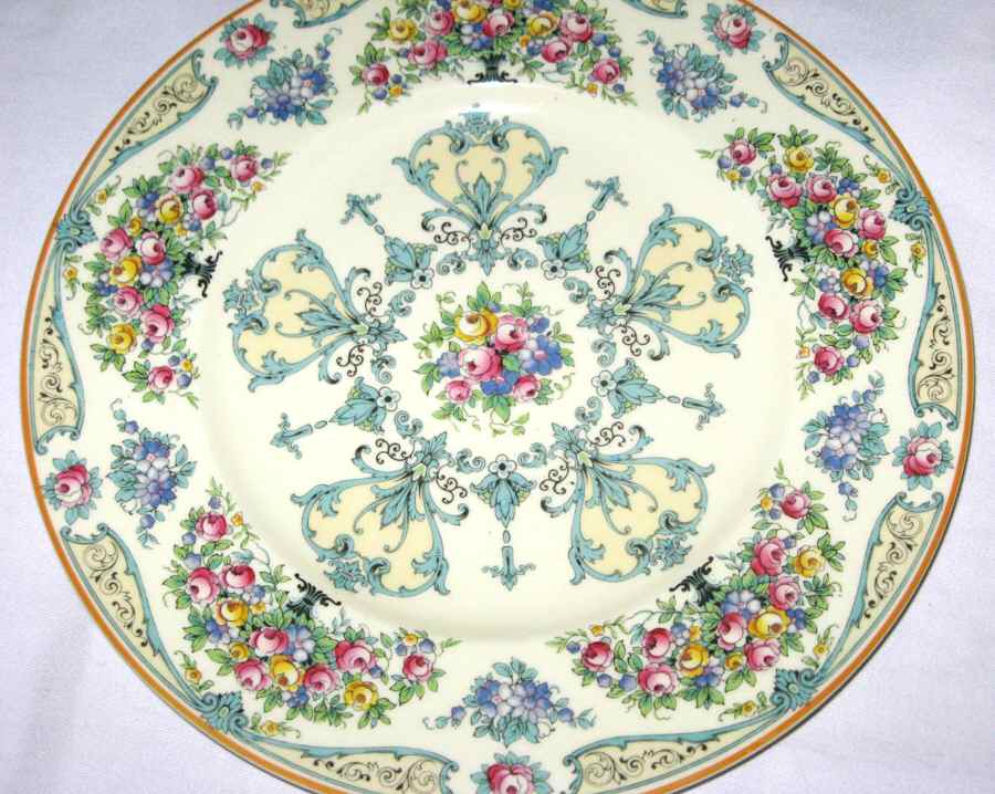 Z815 Dinner Plate by Royal Worcester-1