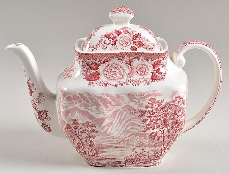Lochs of Scotland Red Teapot & Lid by Royal Warwick-1