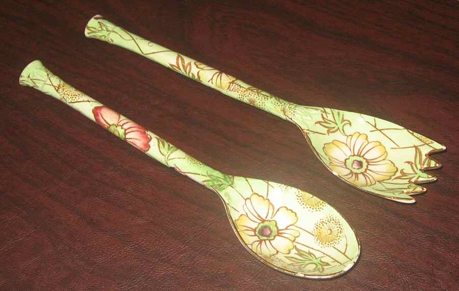 Primrose Green 2 Piece Salad Set, Solid Piece by Royal Winton-1