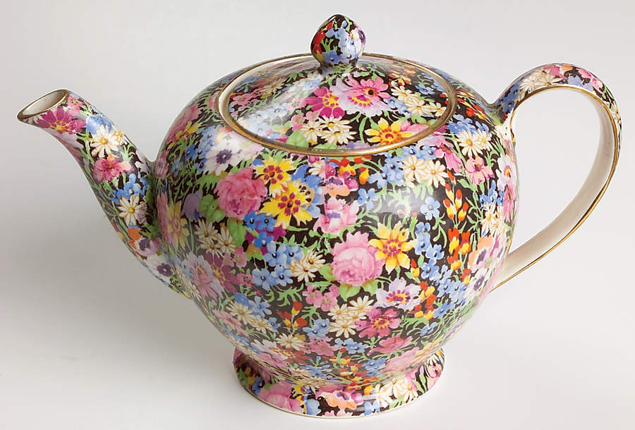 Balmoral Albans Tea Pot & Lid by Royal Winton-1
