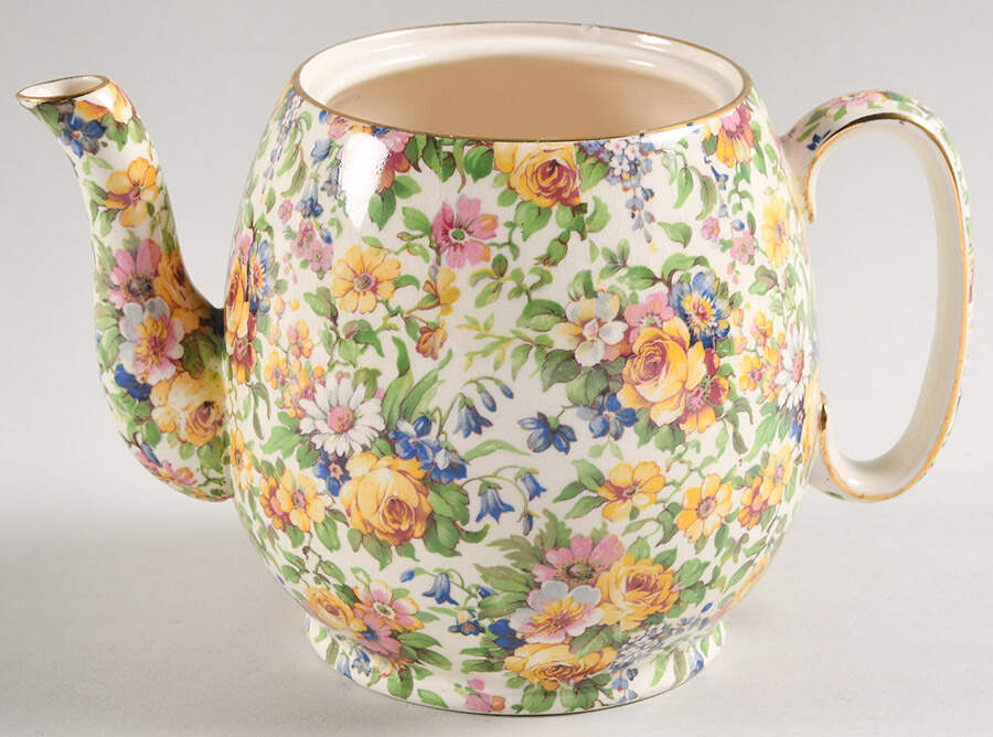 Bedale (Gold Trim) Countess Teapot No Lid by Royal Winton-1