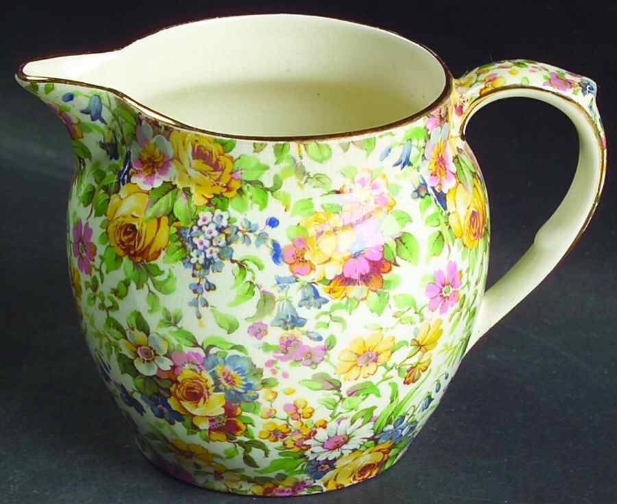 Bedale (Gold Trim) 16 Oz Jug by Royal Winton-1