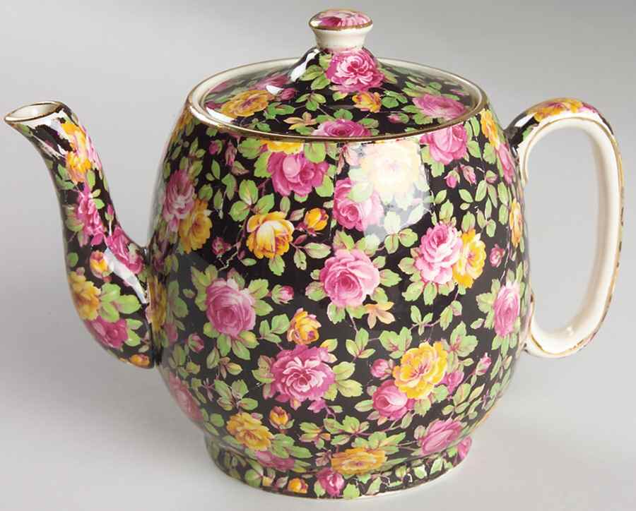 Beeston Mini Teapot & Lid by Royal Winton-1