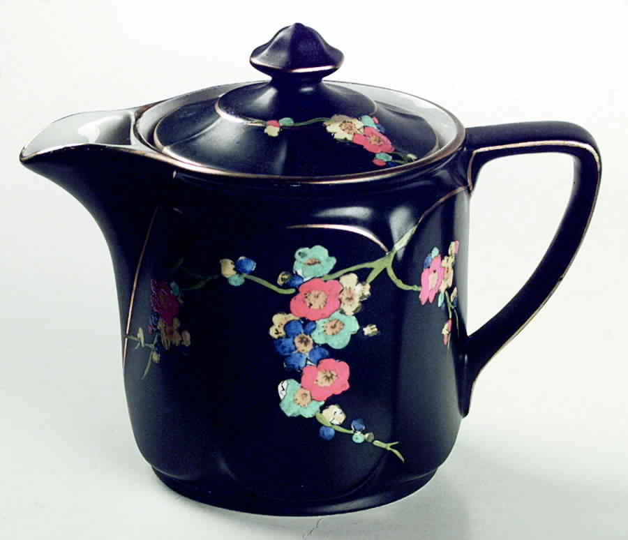 Blackthorn Hot Water Jug & Lid by Royal Winton-1