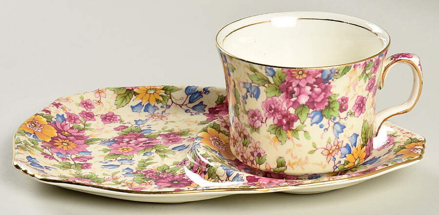 Cheadle Snack Plate & Cup Set by Royal Winton-1