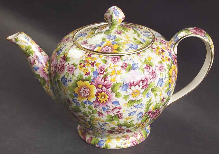 Cheadle 3 Cup Albans Teapot & Lid by Royal Winton-1