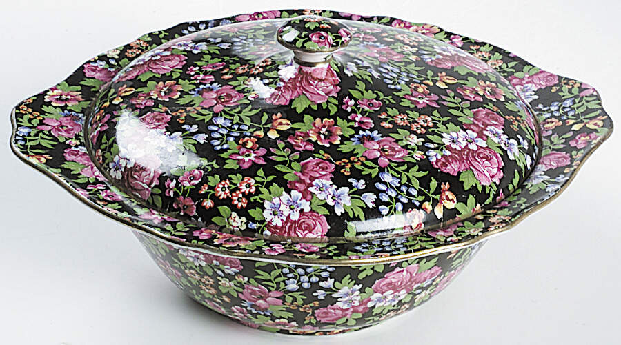 Chelsea Round Covered Vegetable by Royal Winton-1