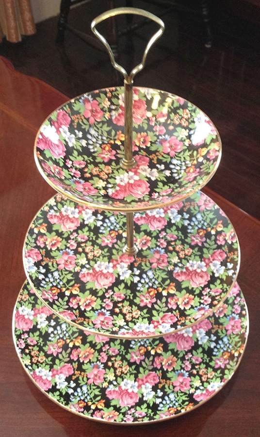 Chelsea 3-Tiered Serving Tray (DP, SP, BB) by Royal Winton-1