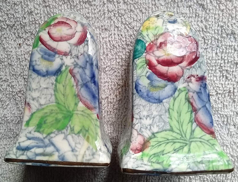 Chintz (Blue Anemone) Pepper Shaker by Royal Winton-1