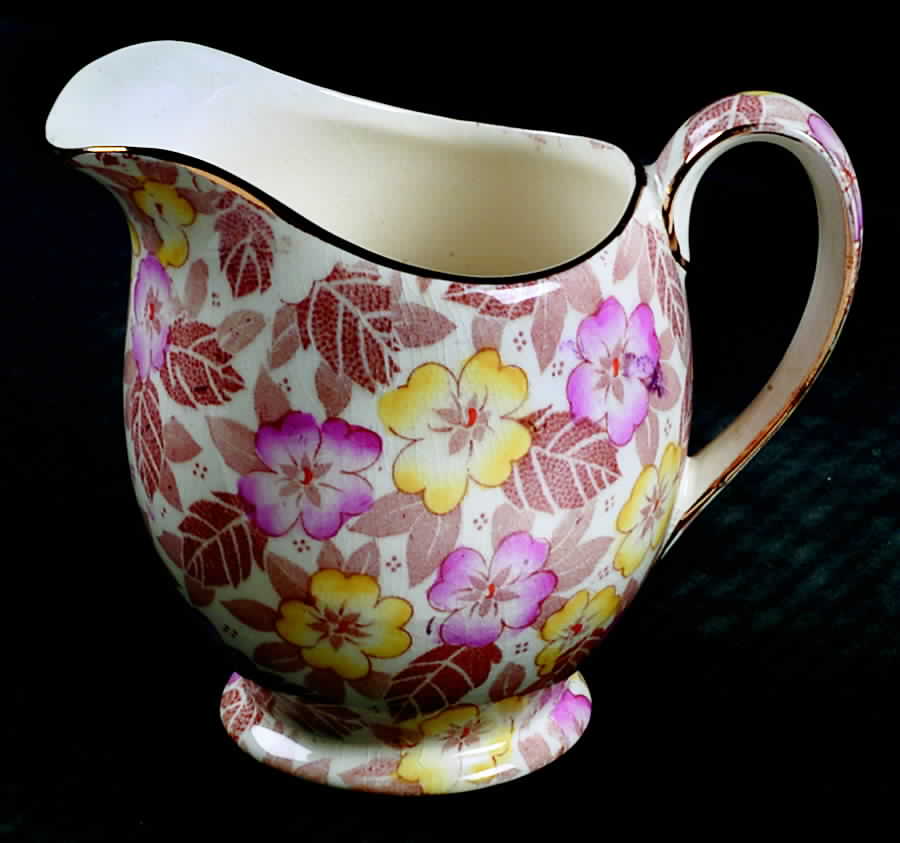 Clyde 12 Oz Jug by Royal Winton-1