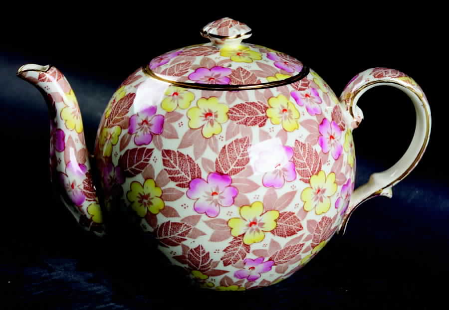 Clyde Elite Tea Pot & Lid by Royal Winton-1