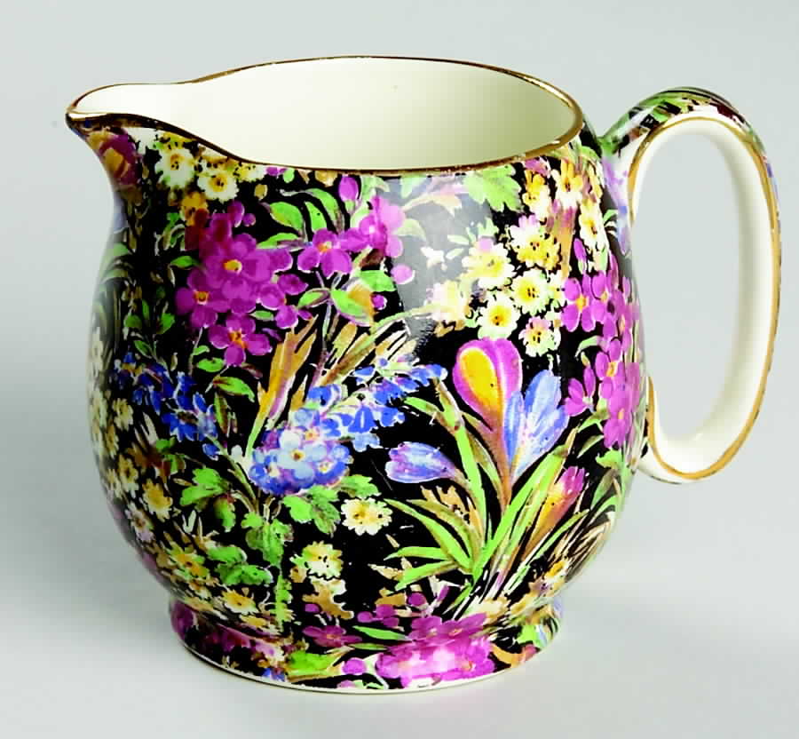 Crocus Black Countess Creamer by Royal Winton-1