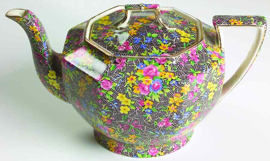 Cromer Ajax Teapot & Lid by Royal Winton-1
